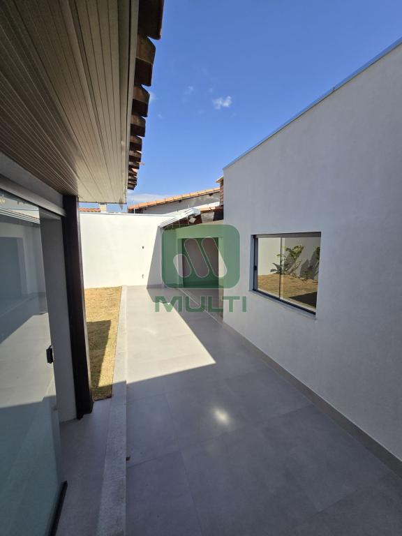 Casa à venda com 3 quartos, 162m² - Foto 12