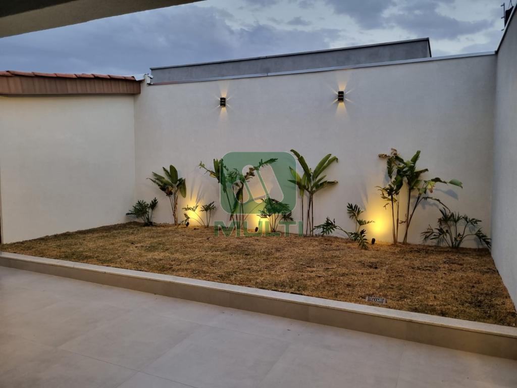 Casa à venda com 3 quartos, 162m² - Foto 26