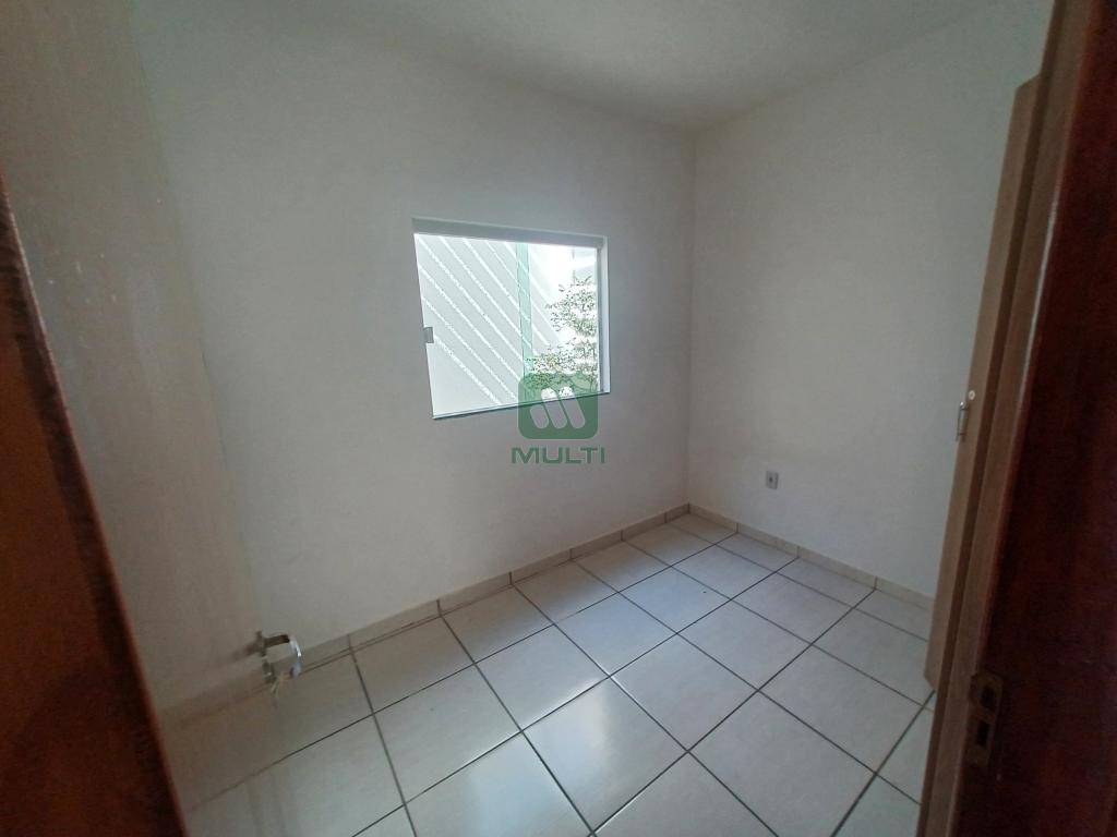 Casa de Condomínio à venda com 3 quartos, 100m² - Foto 4