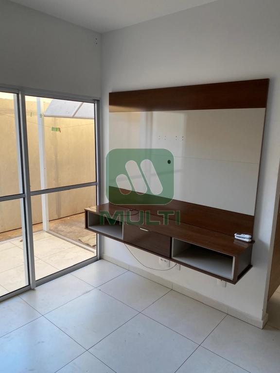 Apartamento à venda com 2 quartos, 57m² - Foto 1