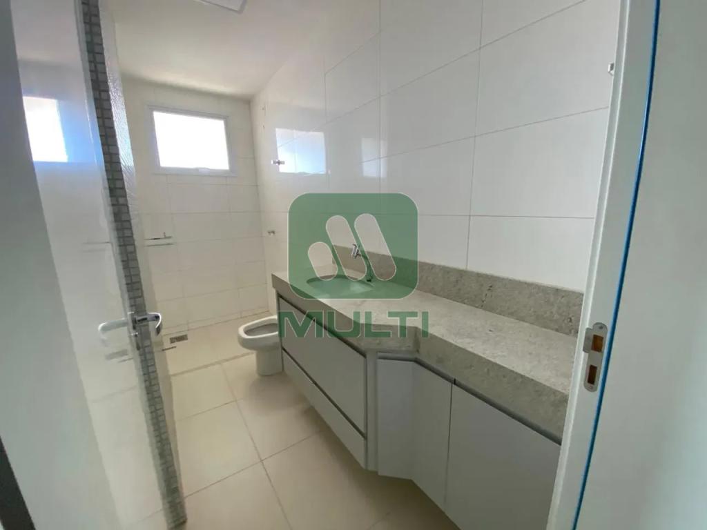 Apartamento à venda com 3 quartos, 145m² - Foto 11