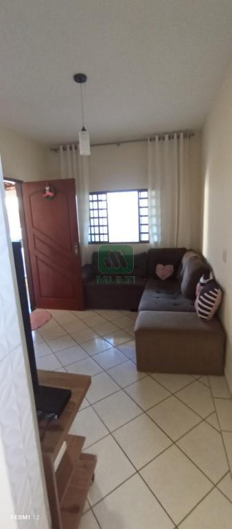 Casa à venda com 3 quartos, 137m² - Foto 4