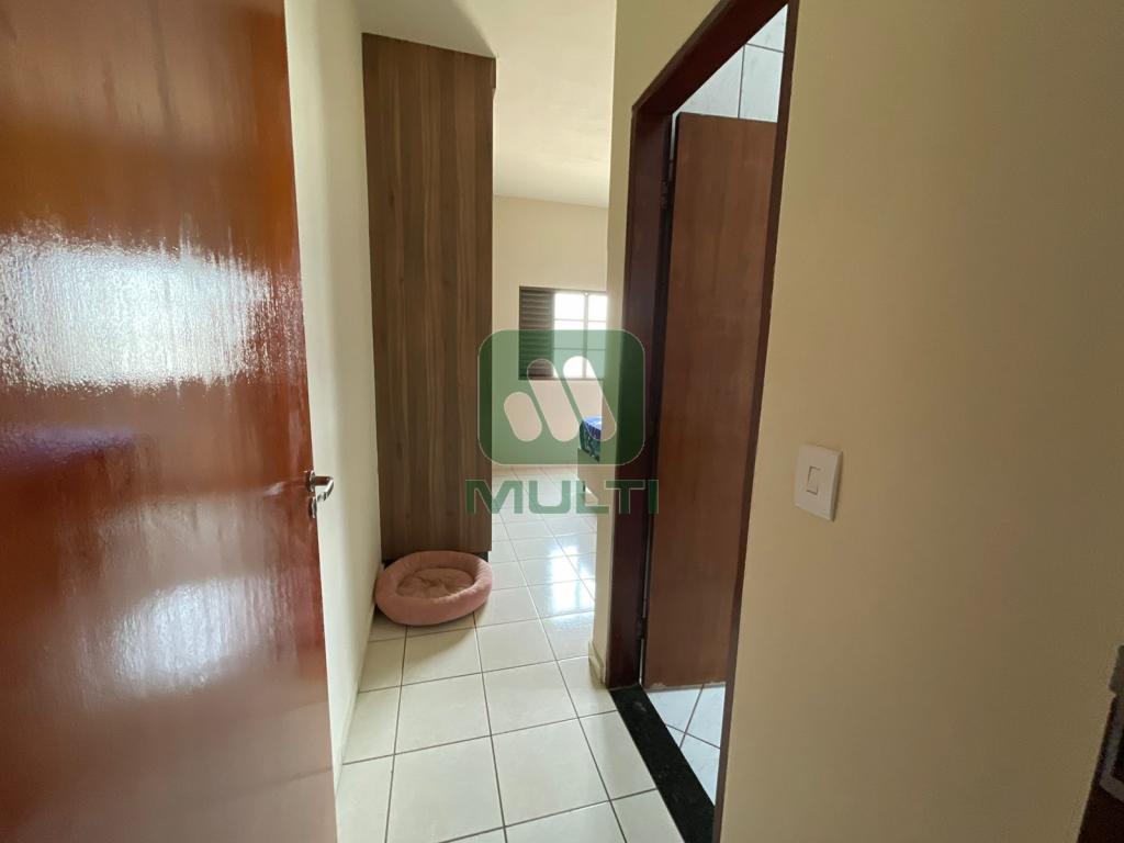 Casa à venda com 3 quartos, 137m² - Foto 12