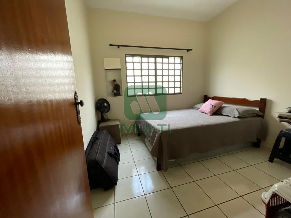 Casa à venda com 3 quartos, 137m² - Foto 13