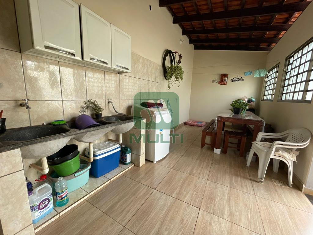 Casa à venda com 3 quartos, 137m² - Foto 17