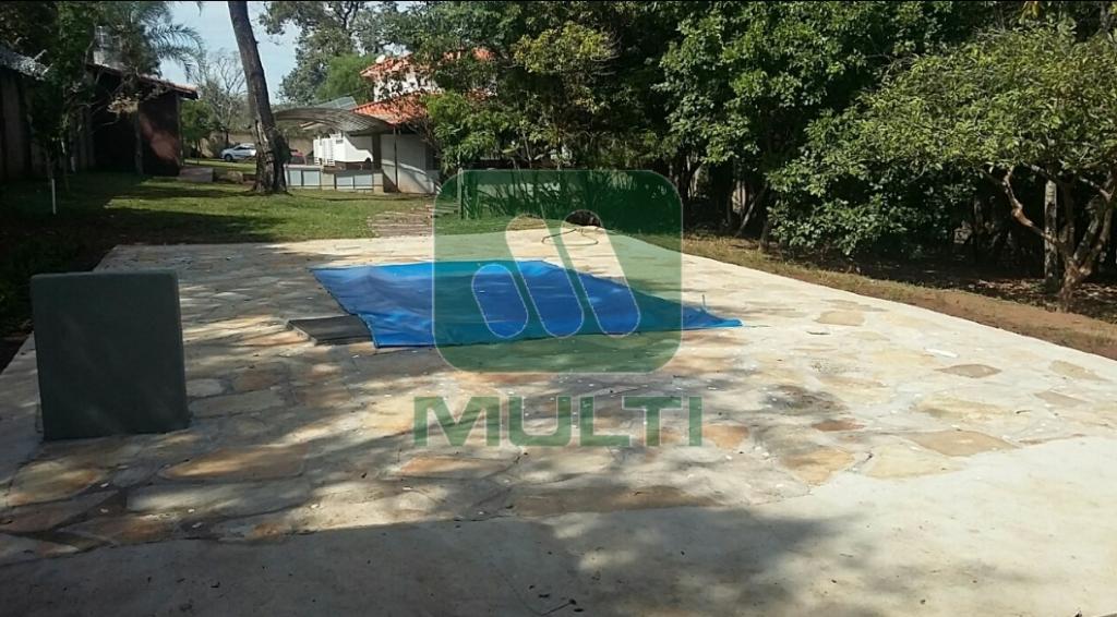 Terreno à venda com 1 quarto, 1m² - Foto 2