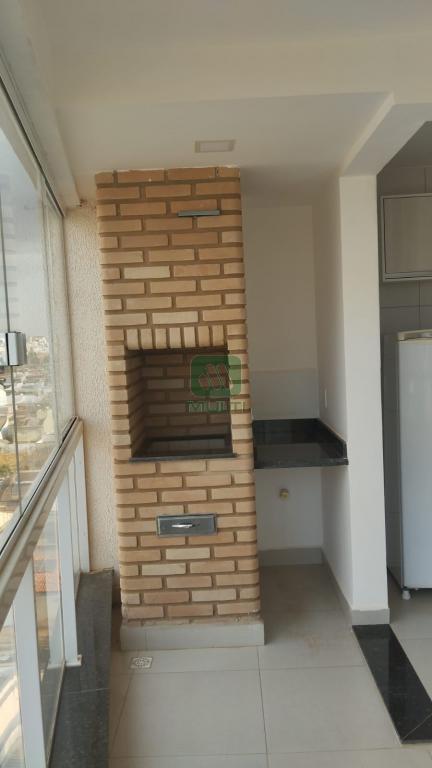 Apartamento à venda com 2 quartos, 66m² - Foto 4