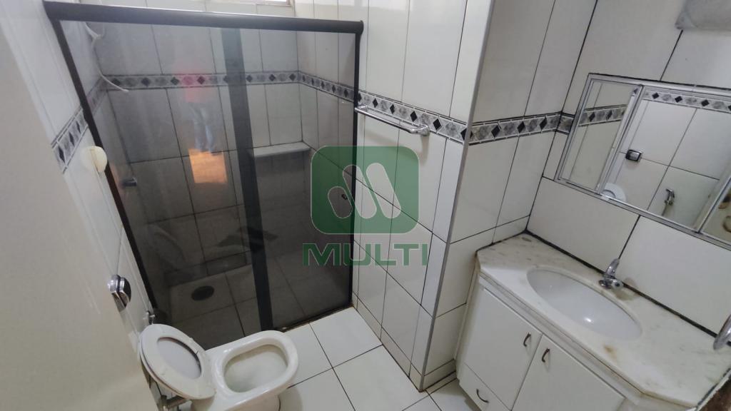 Apartamento à venda com 3 quartos, 68m² - Foto 3