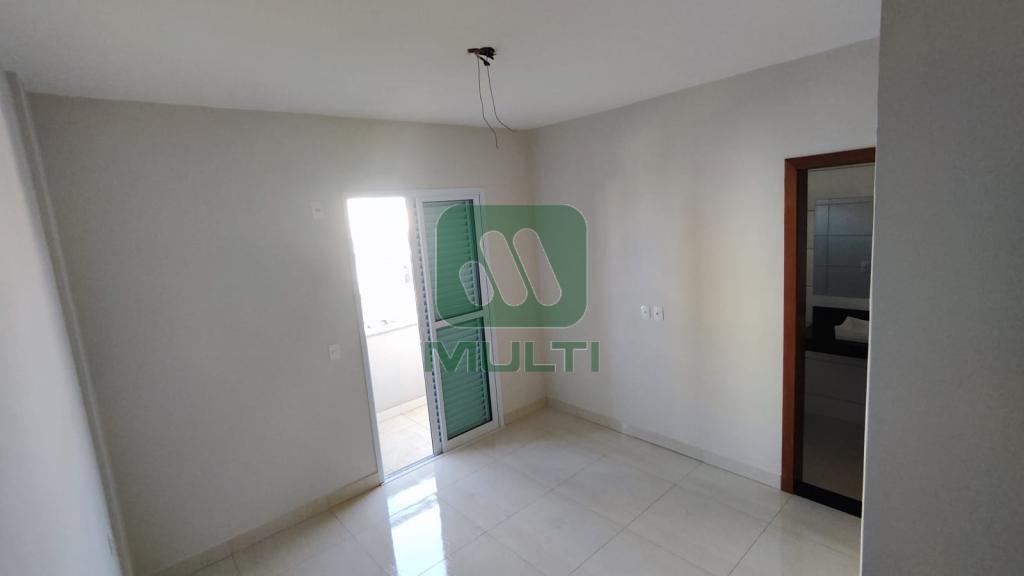 Apartamento à venda com 3 quartos, 97m² - Foto 7