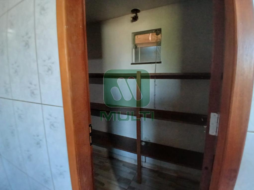 Casa à venda com 3 quartos, 152m² - Foto 13