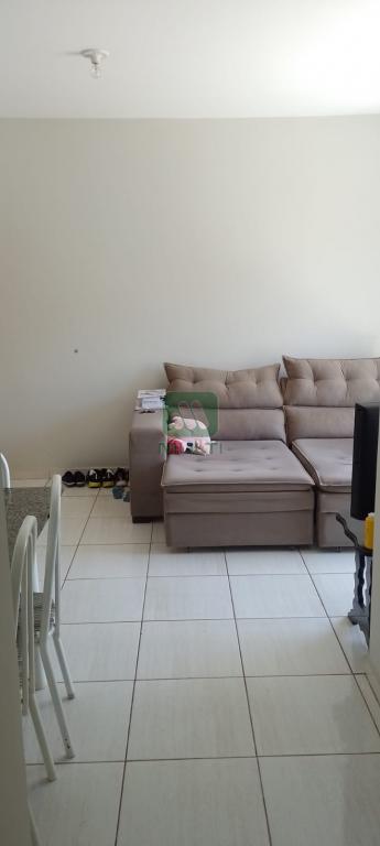 Apartamento à venda com 2 quartos, 58m² - Foto 2