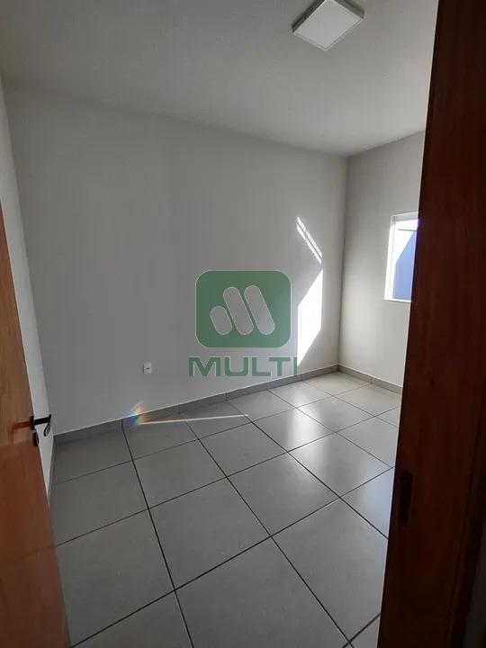 Casa à venda com 2 quartos, 66m² - Foto 8