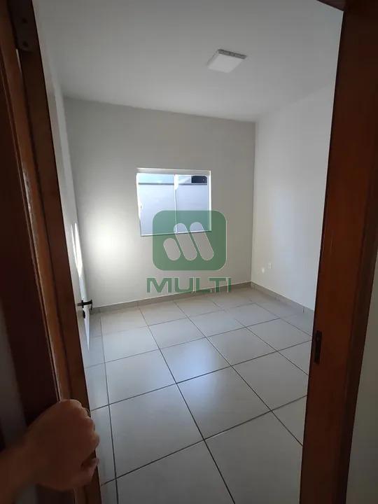 Casa à venda com 2 quartos, 66m² - Foto 10