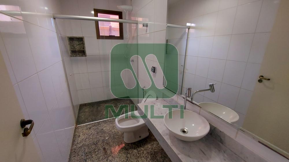 Apartamento à venda com 3 quartos, 140m² - Foto 12