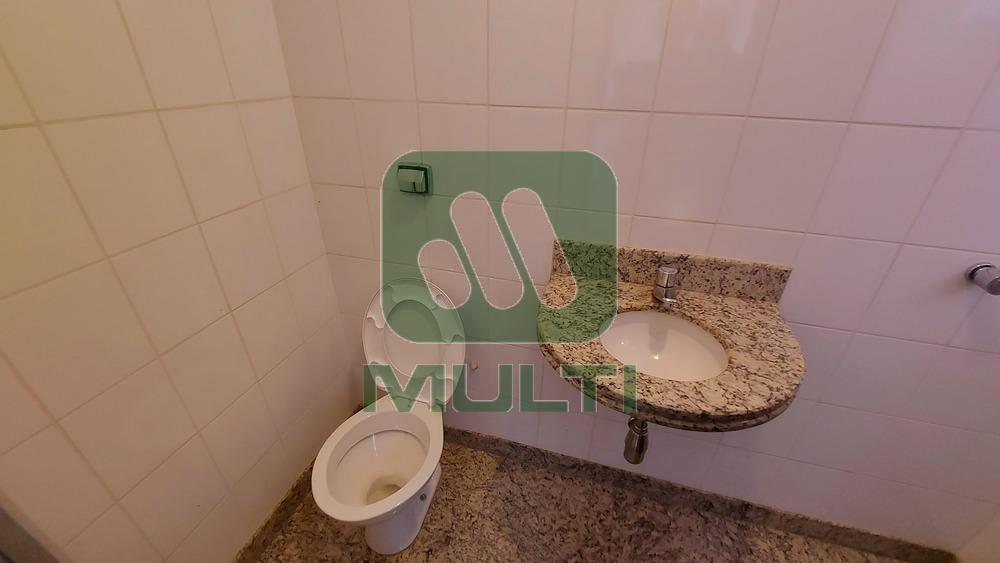 Apartamento à venda com 3 quartos, 140m² - Foto 16