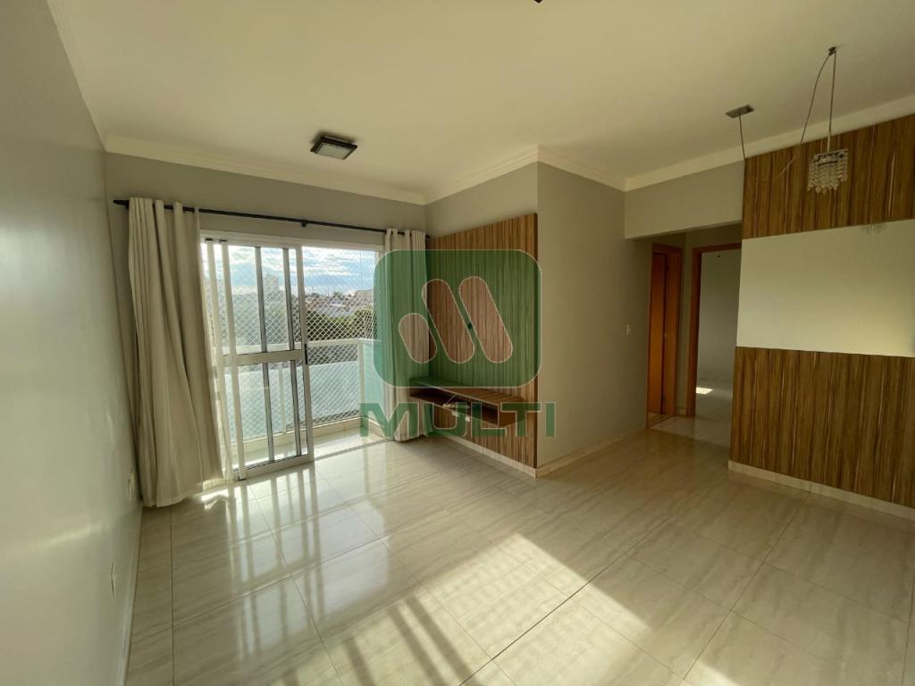 Apartamento à venda com 2 quartos, 58m² - Foto 1