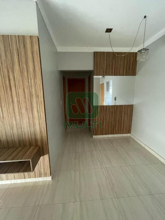 Apartamento à venda com 2 quartos, 58m² - Foto 4