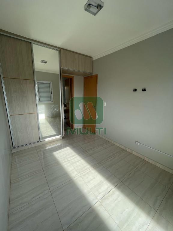 Apartamento à venda com 2 quartos, 58m² - Foto 11