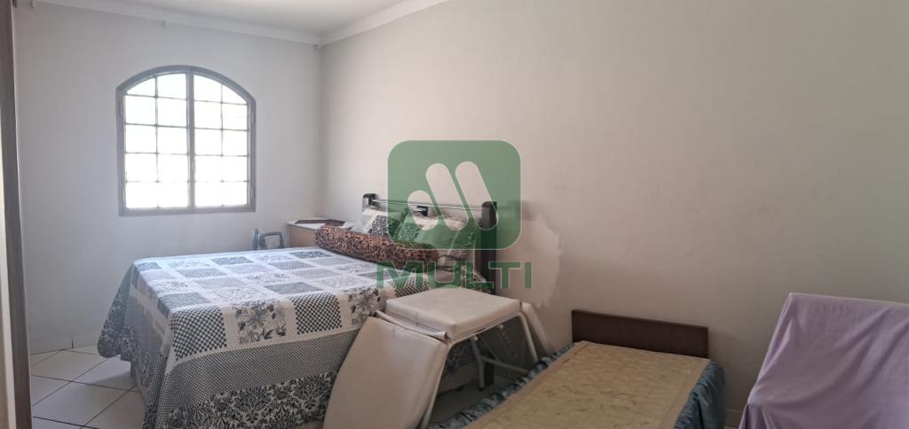 Casa à venda com 3 quartos, 120m² - Foto 14