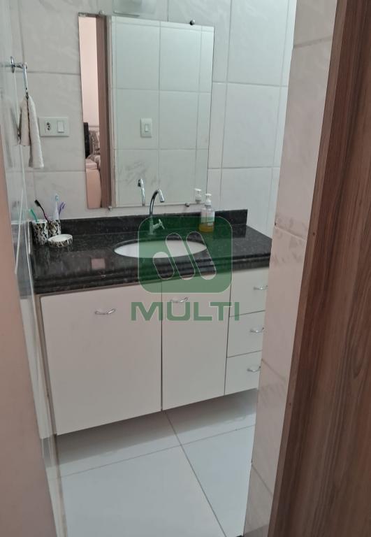 Casa à venda com 3 quartos, 120m² - Foto 18