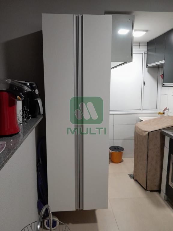 Apartamento à venda com 2 quartos, 63m² - Foto 11