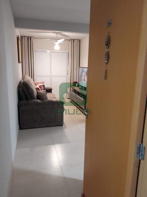 Apartamento à venda com 2 quartos, 63m² - Foto 13