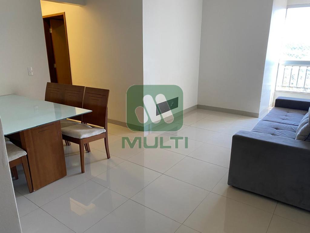 Apartamento à venda com 3 quartos, 88m² - Foto 2