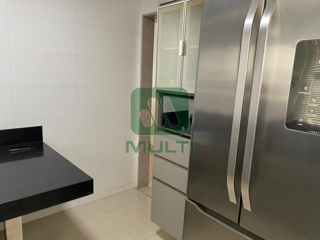 Apartamento à venda com 3 quartos, 88m² - Foto 4