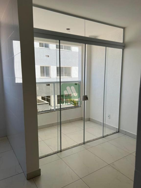 Apartamento à venda com 2 quartos, 50m² - Foto 2