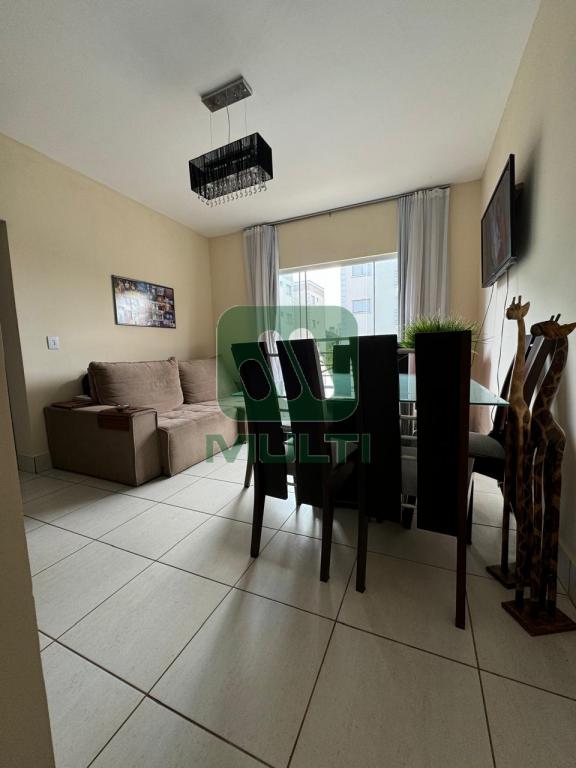 Apartamento à venda com 2 quartos, 50m² - Foto 3