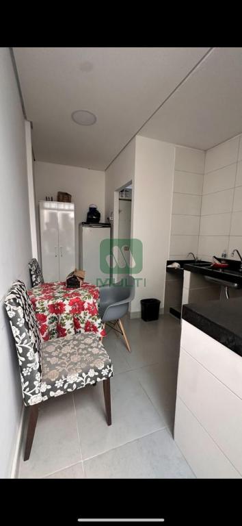 Prédio Inteiro à venda com 1 quarto, 500m² - Foto 12