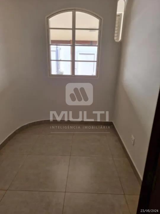 Casa à venda com 4 quartos, 331m² - Foto 8