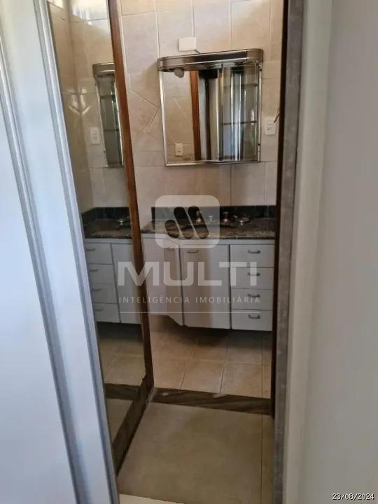 Casa à venda com 4 quartos, 331m² - Foto 11