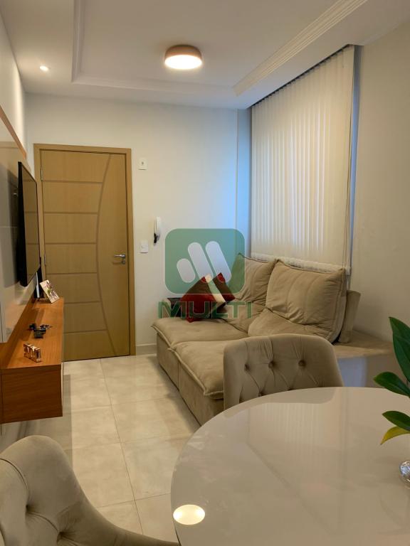 Apartamento à venda com 2 quartos, 53m² - Foto 1