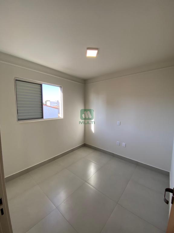 Apartamento à venda com 2 quartos, 48m² - Foto 11