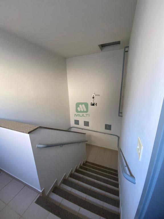 Apartamento à venda com 2 quartos, 48m² - Foto 18