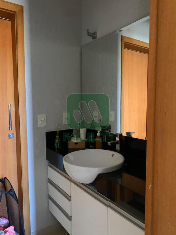 Casa à venda com 4 quartos, 300m² - Foto 16