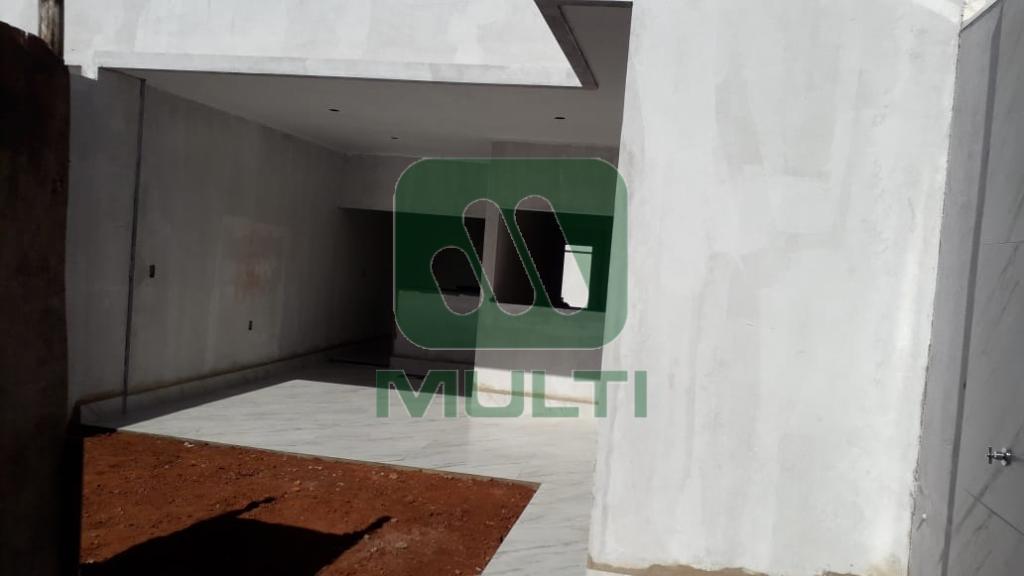 Casa à venda com 3 quartos, 91m² - Foto 20