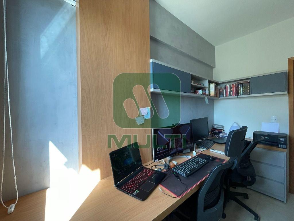 Apartamento à venda com 3 quartos, 70m² - Foto 15