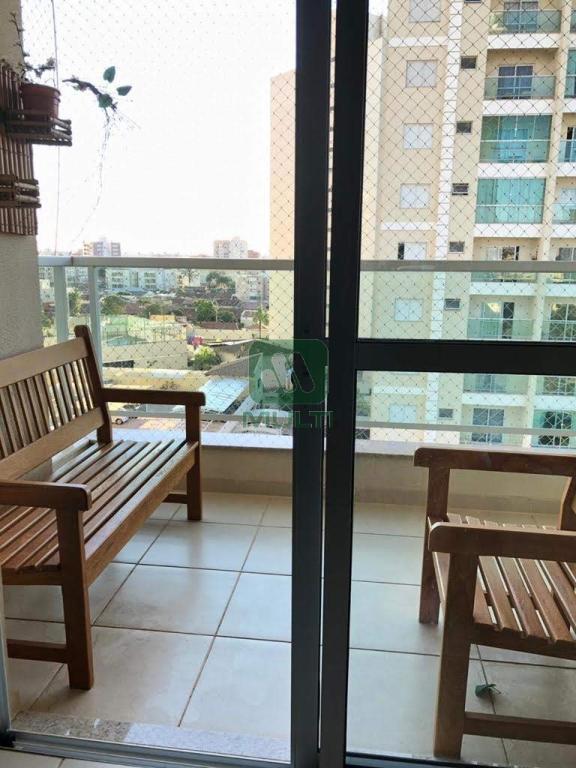 Apartamento à venda com 3 quartos, 90m² - Foto 3