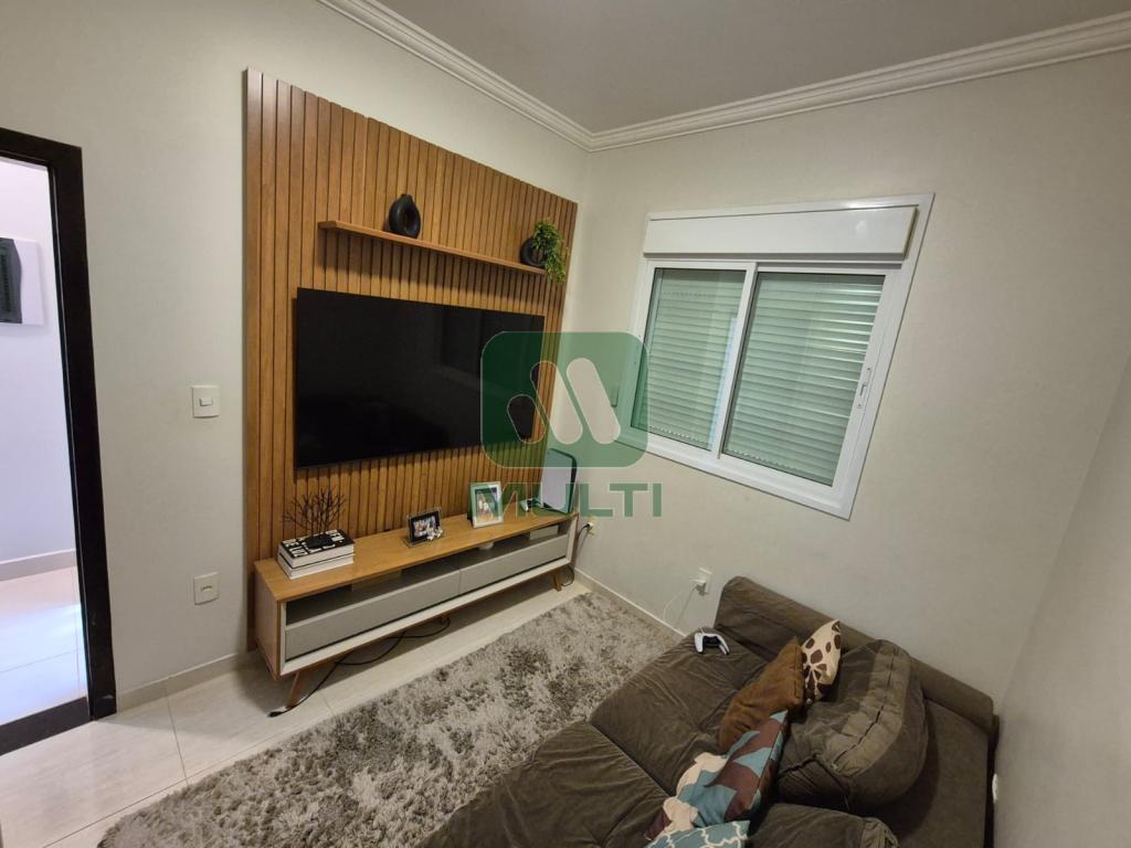 Casa à venda com 3 quartos, 215m² - Foto 13