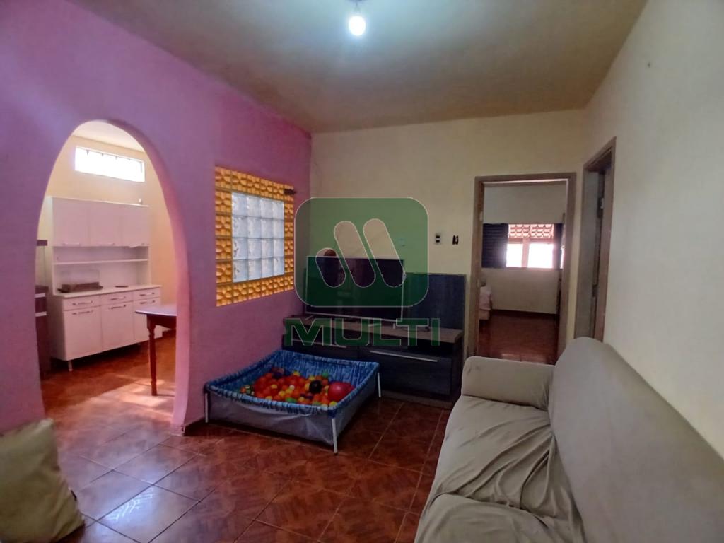 Casa à venda com 3 quartos, 176m² - Foto 8