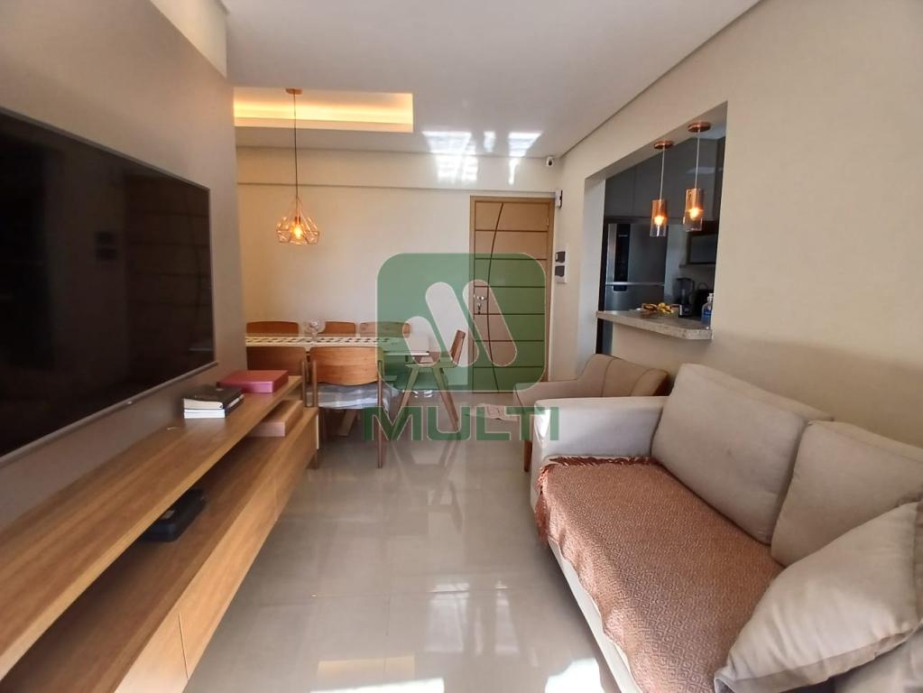 Apartamento à venda com 3 quartos, 79m² - Foto 8