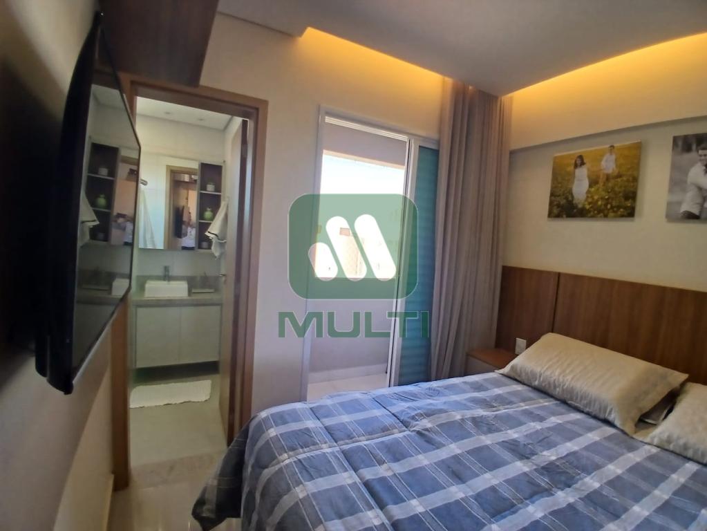 Apartamento à venda com 3 quartos, 79m² - Foto 24