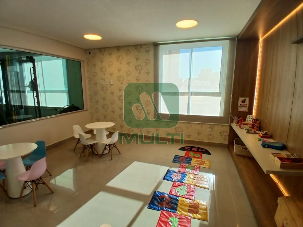 Apartamento à venda com 3 quartos, 79m² - Foto 40