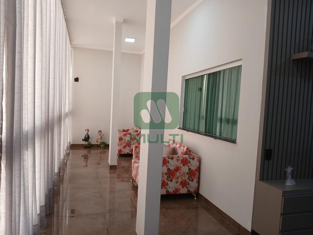 Prédio Inteiro à venda com 3 quartos, 180m² - Foto 6