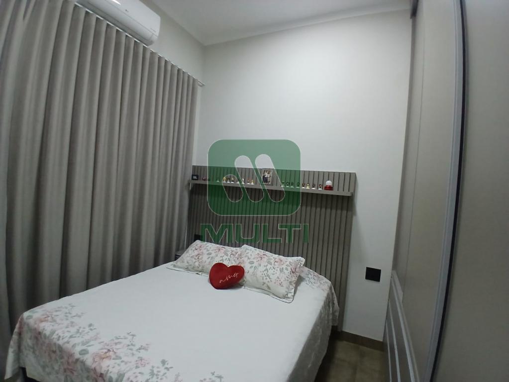 Prédio Inteiro à venda com 3 quartos, 180m² - Foto 16