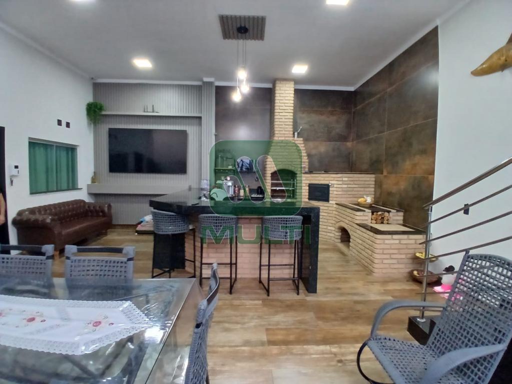 Prédio Inteiro à venda com 3 quartos, 180m² - Foto 47