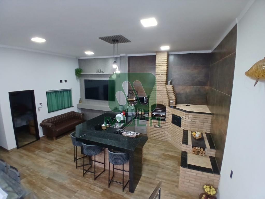 Prédio Inteiro à venda com 3 quartos, 180m² - Foto 48