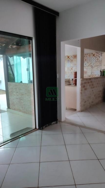 Casa à venda com 2 quartos, 106m² - Foto 8